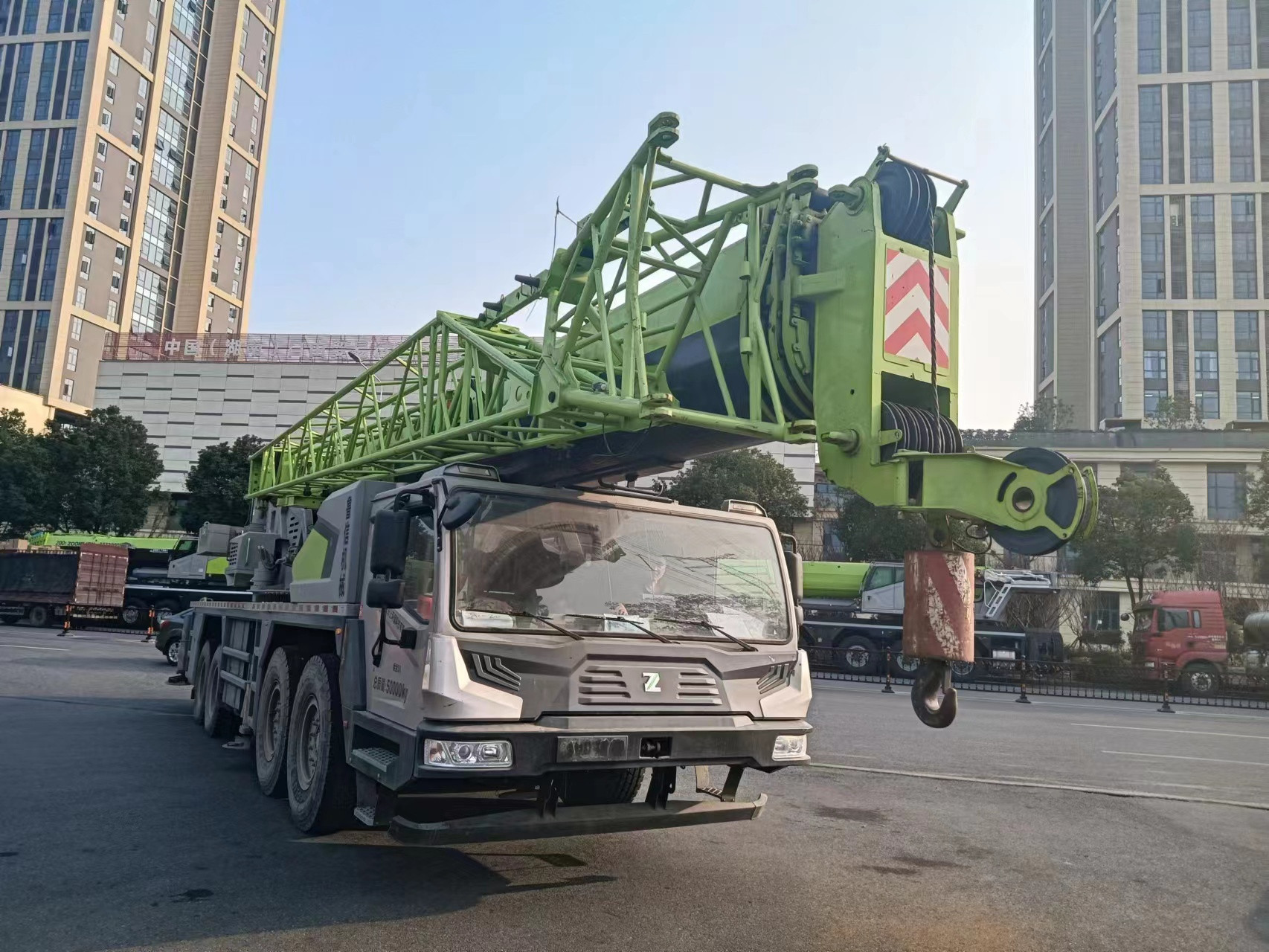 35 ton crane truck